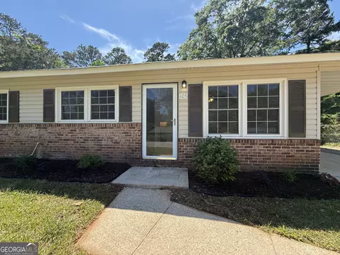 Exterior - 105 Sir Lancelot Ave, Lagrange, GA 30241 photo 1 of 15