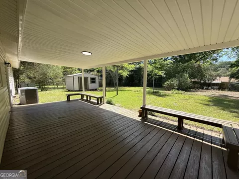 Exterior - 105 Sir Lancelot Ave, Lagrange, GA 30241 photo 5 of 15