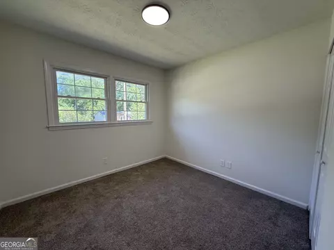 Bedroom - 105 Sir Lancelot Ave, Lagrange, GA 30241 photo 5 of 8