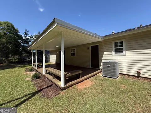 Exterior - 105 Sir Lancelot Ave, Lagrange, GA 30241 photo 4 of 15