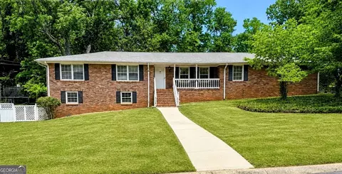 3750 Briarcliff Dr, Douglasville, GA 30135