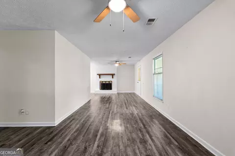 Living - 230 Ridge Rd, Tyrone, GA 30290 photo 2 of 6