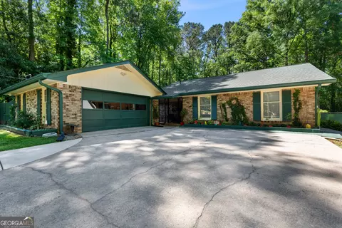 Exterior - 230 Ridge Rd, Tyrone, GA 30290 photo 2 of 17