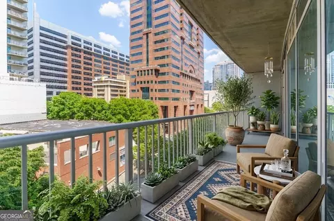 44 Peachtree Pl NW #730, Atlanta, GA 30309