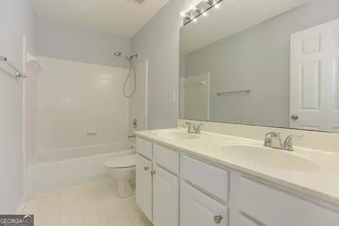 Bath - 3855 Ruby Falls Dr, Duluth, GA 30097 photo 6 of 6
