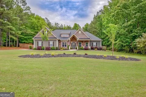138 Magnolia Place Dr, Senoia, GA 30276