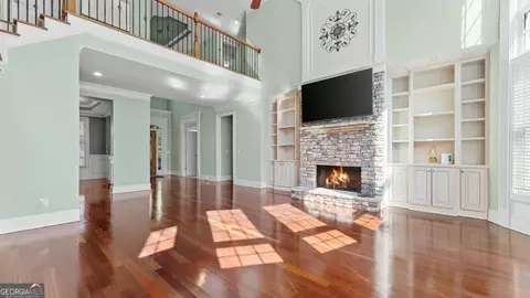 Living - 872 Pathview Ct, Dacula, GA 30019 photo 6 of 10