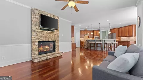Living - 872 Pathview Ct, Dacula, GA 30019 photo 3 of 10