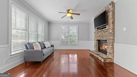 Living - 872 Pathview Ct, Dacula, GA 30019 photo 2 of 10