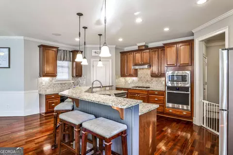 Kitchen - 872 Pathview Ct, Dacula, GA 30019 photo 6 of 7