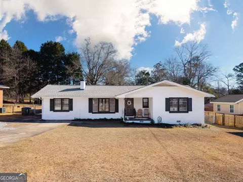 204 Diane Dr, Thomaston, GA 30286
