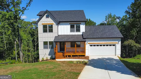 5719 Calm Valley Pt, Flowery Branch, GA 30542
