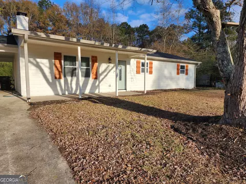 210 Pine Valley Dr, Powder Springs, GA 30127