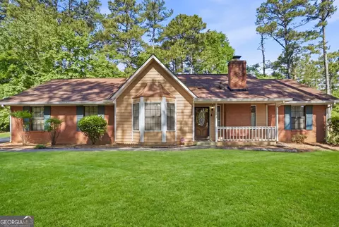 579 Scarborough Rd, Ellenwood, GA 30294