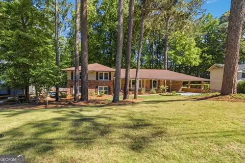 2738 Foster Ridge Rd NE, Atlanta, GA 30345