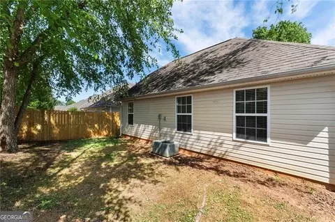Exterior - 2425 Gateview Ct, Cumming, GA 30040 photo 3 of 5