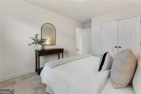 Bedroom - 2425 Gateview Ct, Cumming, GA 30040 photo 2 of 6
