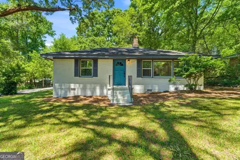 758 Dennis Dr, Forest Park, GA 30297