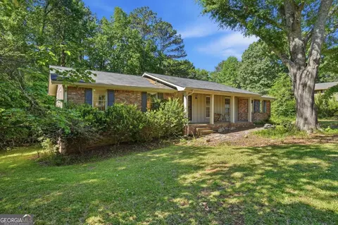 4845 Jennifer Ln, Douglasville, GA 30135