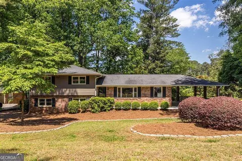 1684 Cartwright Ct, Decatur, GA 30033