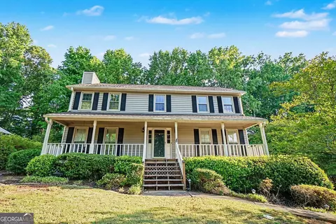 1519 Wood Valley Dr, Marietta, GA 30066