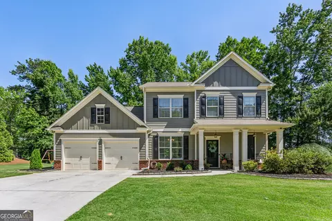 61 Azalea Lakes Dr, Dallas, GA 30157