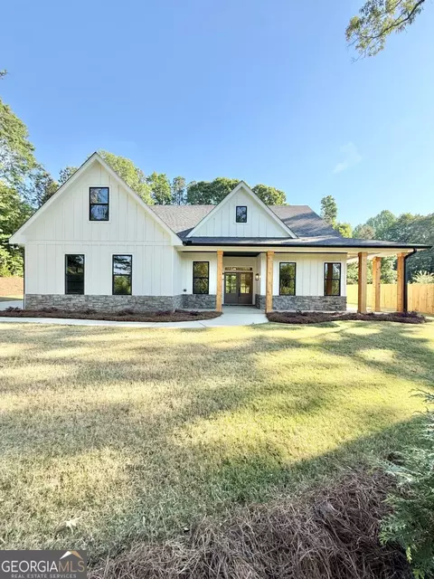 682 Ferguson Pl, Dallas, GA 30132