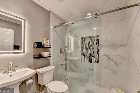 Bath - 770 Pimlicon Pl, Suwanee, GA 30024 photo 7 of 7