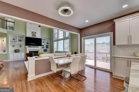 Dining - 770 Pimlicon Pl, Suwanee, GA 30024 photo 4 of 4
