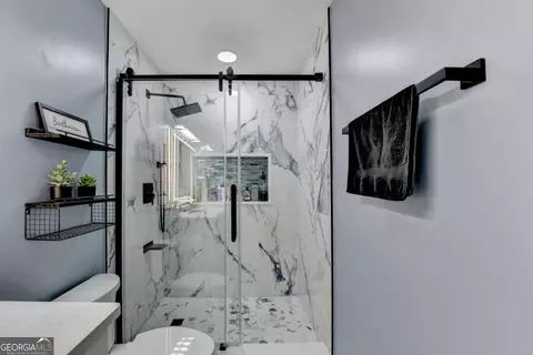 Bath - 770 Pimlicon Pl, Suwanee, GA 30024 photo 6 of 7