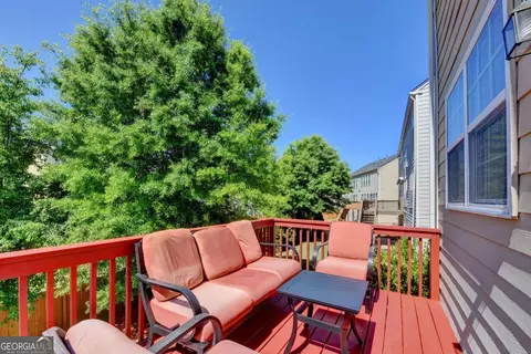 Exterior - 770 Pimlicon Pl, Suwanee, GA 30024 photo 7 of 10