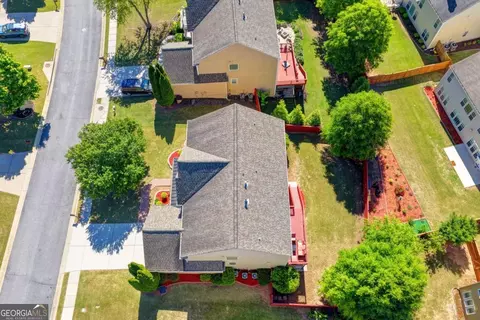 View/Area - 770 Pimlicon Pl, Suwanee, GA 30024 photo 3 of 9