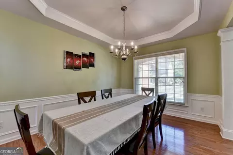Dining - 770 Pimlicon Pl, Suwanee, GA 30024 photo 2 of 4