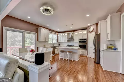 Kitchen - 770 Pimlicon Pl, Suwanee, GA 30024 photo 1 of 8
