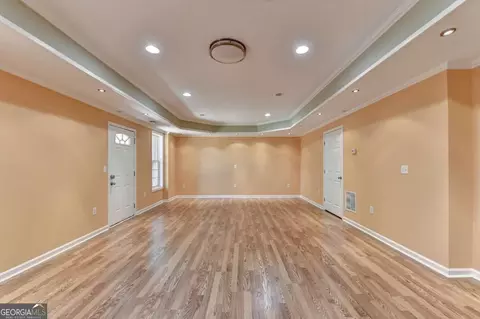 Living - 770 Pimlicon Pl, Suwanee, GA 30024 photo 7 of 9