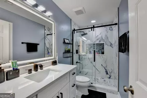 Bath - 770 Pimlicon Pl, Suwanee, GA 30024 photo 5 of 7