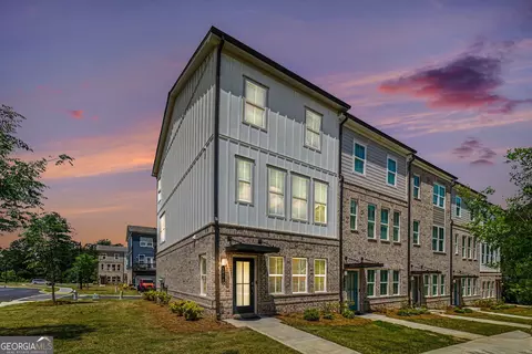1000 Taylor Ct, Acworth, GA 30102