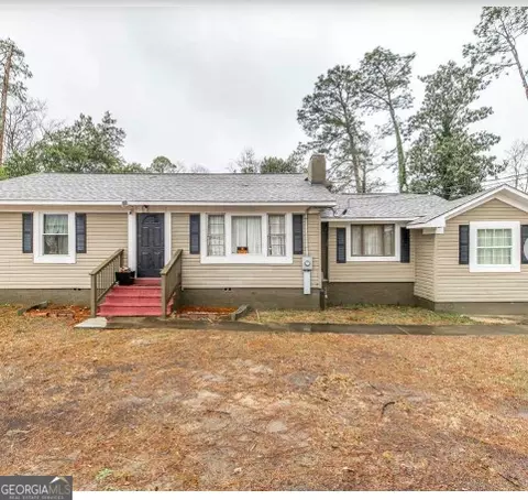 3743 Hitchcock Rd, Macon, GA 31217