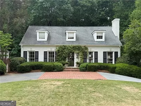 3092 Rhodenhaven Dr NW, Atlanta, GA 30327
