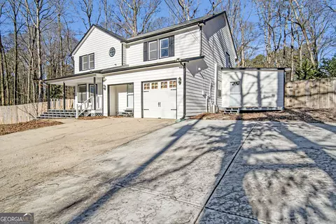 1069 Ashwood Cir, Lawrenceville, GA 30046