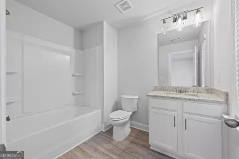 Entry Way - 2910 Red Fox Dr, Haddock, GA 31033 photo 14 of 14