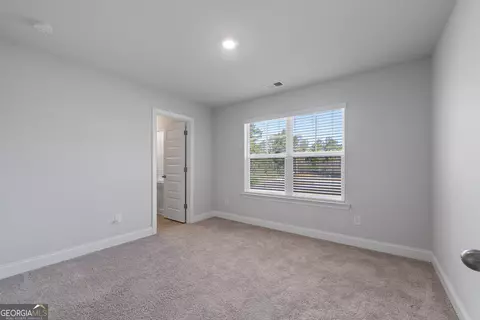 Bedroom - 2910 Red Fox Dr, Haddock, GA 31033 photo 5 of 5