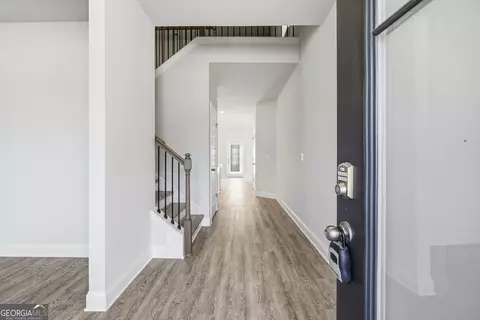 Entry Way - 2910 Red Fox Dr, Haddock, GA 31033 photo 1 of 14
