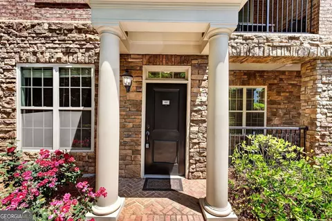 2300 Peachford Rd #4002, Dunwoody, GA 30338