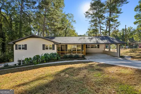 2432 Kelly Lake Dr, Decatur, GA 30032