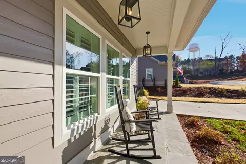 Exterior - 111 Smith Ct, Clarkesville, GA 30523 photo 2 of 7