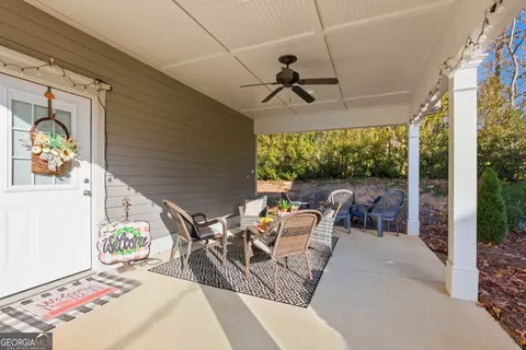 Exterior - 111 Smith Ct, Clarkesville, GA 30523 photo 4 of 7