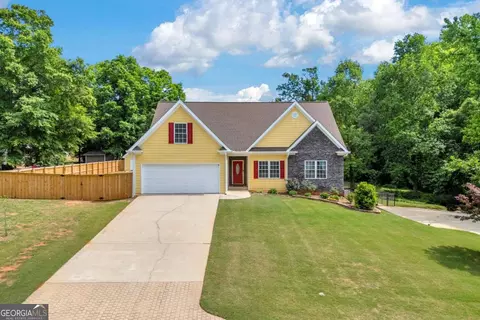 Exterior - 155 Hidden Falls Dr, Hull, GA 30646 photo 9 of 14