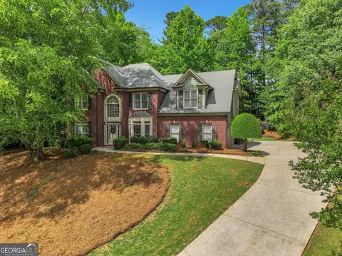 2015 Barrett Dr, Cumming, GA 30040