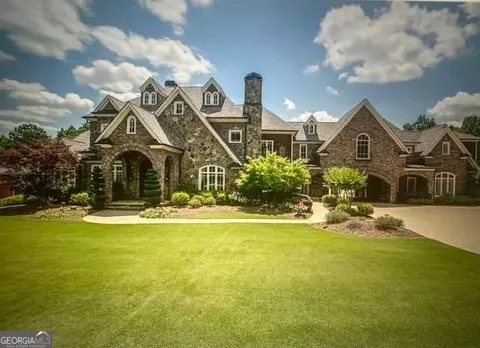 5779 Legends Club Cir, Braselton, GA 30517